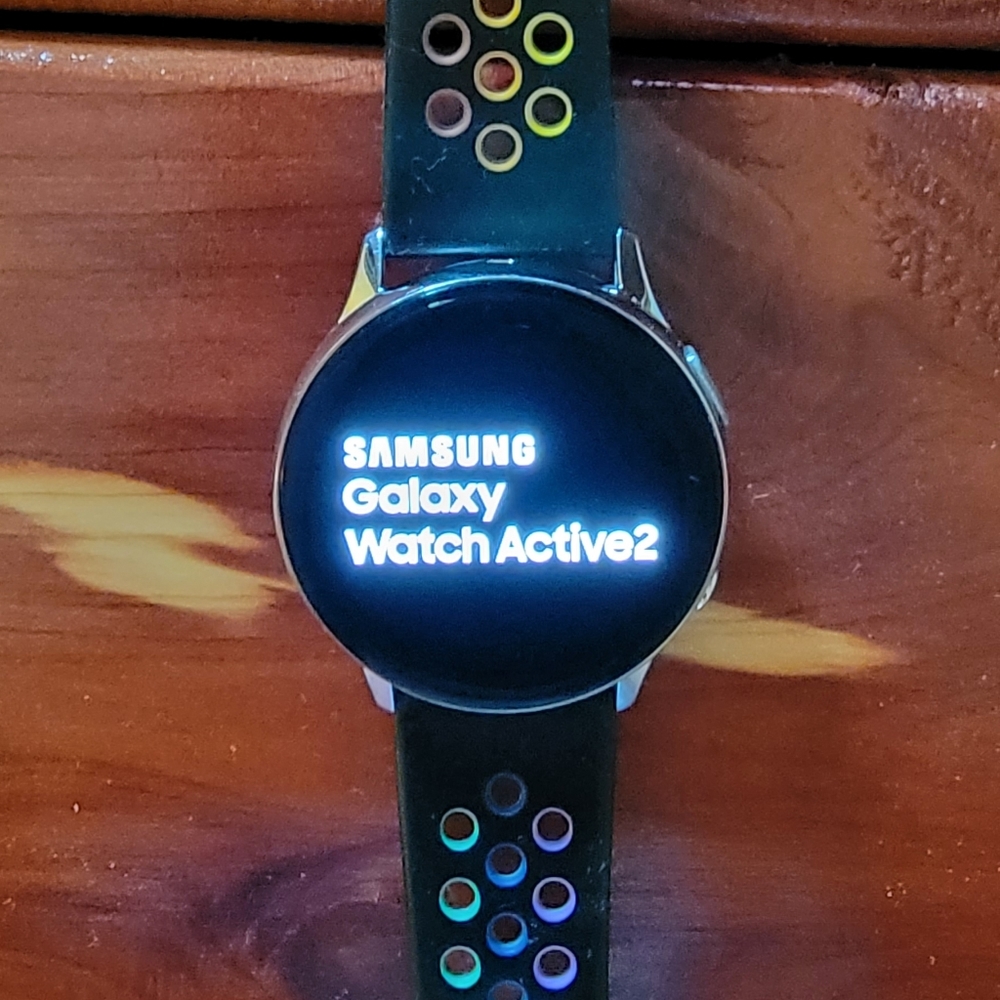 Samsung Smart Watch - Picture 6 of 11